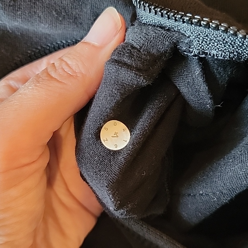 Lululemon Fleece Be True Crew - 4 - Picture 12 of 12